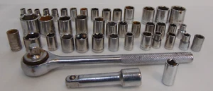 Steckschlüsselsatz gebraucht 44-teilig 3/8" & 1/4" Antrieb SAE & metrische Steckschlüssel Markenlos - Bild 1 von 8