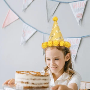 5 piezas Accesorios para fotos de fiesta de cumpleaños Sombreros para fiesta de cumpleaños Sombrero con cono de fiesta - Imagen 1 de 12