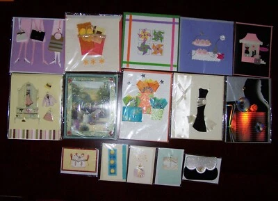 Quince tarjetas de felicitación 3D en blanco por dentro grandes y pequeñas Foto 1 de 4