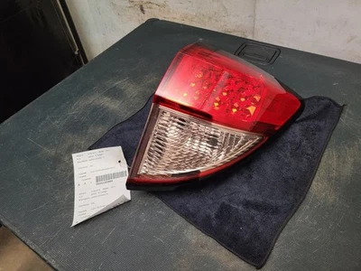 Cuarto de luz trasera derecha pasajero montado se adapta a 16-18 HR-V 1136028 Foto 1 de 4