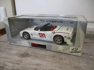Raro UT Models 1:18 1998 White Corvette Dale Earnhardt JR Gargoyles Racing Team - Foto 1 di 15