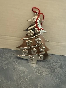 Adornos de árbol de Navidad perforados en hojalata - Imagen 1 de 1