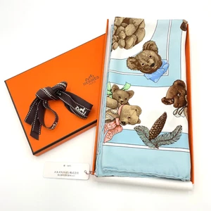 Auth Hermes Carré 45 CONFIDENTS DES COEURS Silk Scarf W/Box SK040354 - Picture 1 of 19