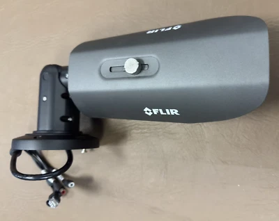 FLIR DNB14TL2 - 2.1 mp IR POE Vf2.8-12 Onvif Cámara/Bullet Cámara IP de Seguridad Foto 1 de 4