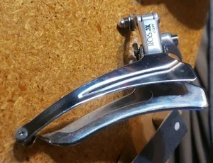 Vintage Suntour XC Sport Front Derailleur 28.6 mm TRIPLE Clamp On Bottom MTB A7 - Picture 1 of 9