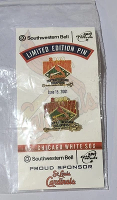 St Louis Cardinals 2000 National League Central Division Champions Lapel Pin - Image 1 of 4