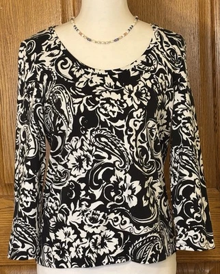 Chaps Women’s Top EUC Black White Floral Paisley 3/4 Sleeve Cotton Blend Size PM - Image 1 of 4