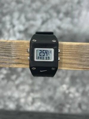 Reloj despertador Nike Mettle Chisel negro cronógrafo raro, WC0045, limpio Foto 1 de 4