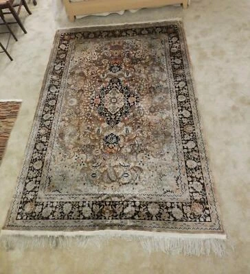 Alfombra de seda turca fina anudada a mano de colección 8,5' x 5,5' Foto 1 de 4