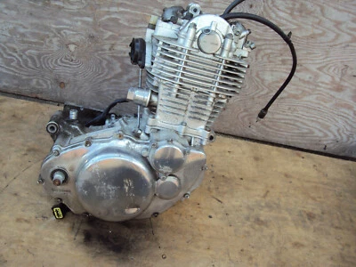 YAMAHA SR400 ПОЛНЫЙ ДВИГАТЕЛЬ  - Изображение 1 из 4