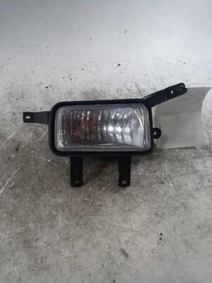 Luz de conducción usada se adapta a: GMC Yukon 2016 grado de conducción antiniebla A Foto 1 de 4