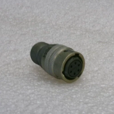 BENDIX AMPHENOL PT06A-10-6S CIRCULAR CONNECTOR SOCKET 6-PIN  #290M - Image 1 of 4