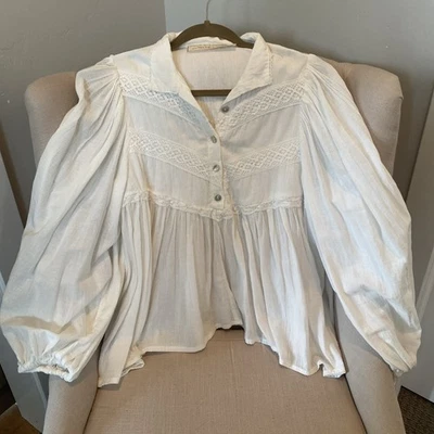 VENTA FLASH Jen’s Pirate Botín Bordado Campesino Blusa Algodón Gasa Natural Pequeña Foto 1 de 4