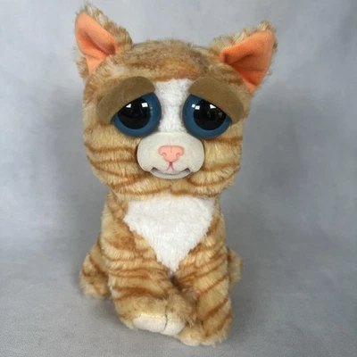 Gato de peluche Feisty Pets Princesa Pottymouth que se vuelve luchador con un apretón Foto 1 de 4