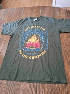 New Life Is Better By the Campfire T-Shirt Unisex L Green Port & Co Cotton Tee - Picture 1 of 3