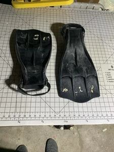 Vintage Used ScubaPro JetFin Marked straps scubapro jetfin - Picture 1 of 3