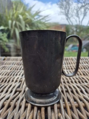 Jarra de peltre vintage Foto 1 de 4