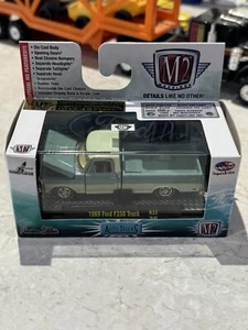 M2 Machines Green 1969 Ford F250 Chase 1/500 - Picture 1 of 4