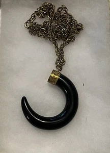 black  horn Pendant with decorative bronze top  On Gold Tone Chain. Necklace LG - Picture 1 of 6
