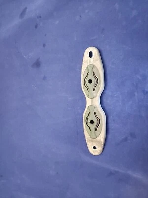 SOPORTE DE MONTAJE TUBO DE ESCAPE DELANTERO FORD BRONCO SPORT OEM 2021 - 2023 ✔️ D1 Foto 1 de 4