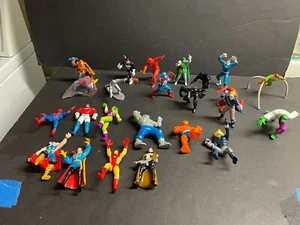 Lotto di 24 figurine Marvel Supereroi 3" PVC 1989 1990 tutti personaggi diversi - Foto 1 di 5
