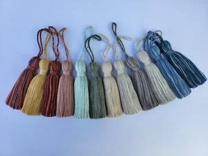 Cavello Key Tassels - decorative trimming trinket boxes cushions and curtains - Picture 1 of 13