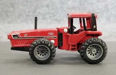 ERTL 1/64 INTERNATIONAL 6388 ARTICULATING TRACTOR DIECAST METAL RED - Image 1 of 4