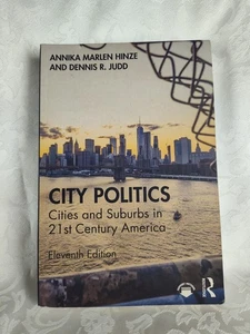 City Politics: Cities & Suburbs in 21st Century America Annika Marlen Hinze ST36 - Bild 1 von 16