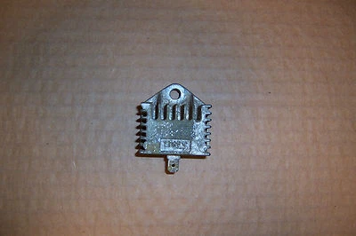 REGULADOR YAMAHA QT50 YAMAHOPPER RIVA 6V CV CA QT IT RX 4F4-81910-60-00 jh Foto 1 de 3