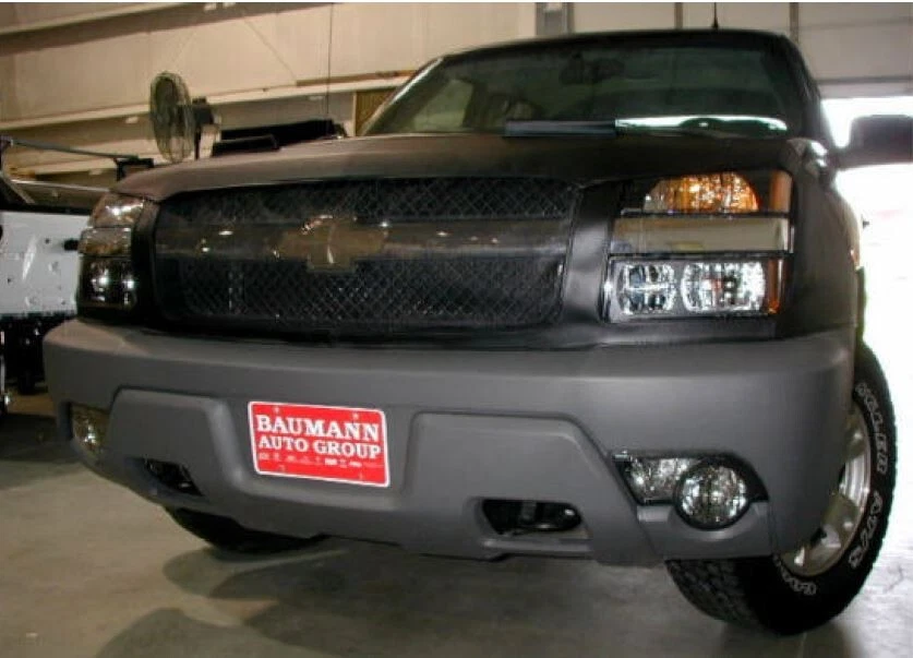 Sutiã Lebra Front End Mask Cover Compatível com Chevy Avalanche 2002-2006 com Pacote WBH - Imagem 1 de 1