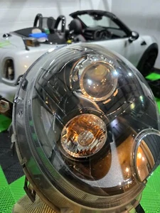 Mini R56, R57, R58, R59 Front Bi-Xenon Headlight + Washer Jet Right 0301225680 - Picture 1 of 10