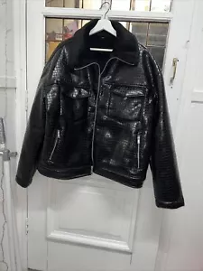 RIVER ISLAND HERREN KROKO JACKE IN SCHWARZ AV��ATAR BOX CUT LARGE ausverkauft - Bild 1 von 7