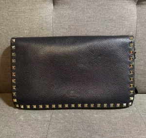 Valentino Garavani Rockstud clutch bag 💎 - Picture 1 of 13