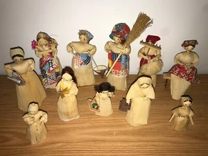 LOTE DE COLECCIÓN DE 11 FIGURAS DE CÁSCARA DE MAÍZ MUY BIEN DETALLADAS Y RESISTENTES MUÑECAS - Imagen 1 de 6