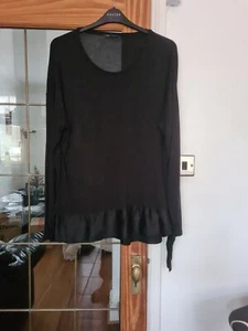 M&S Size 20 Black Top With Tie Bottom - Bild 1 von 6