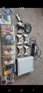 Xbox 360 Konvolut, nicht funktionierendes System, für Ersatzteile plus Spiele - Bild 1 von 6