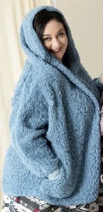 Preowned LuLaRoe Teddy Bear Fuzzy Jacket Blue Size Medium M Comfortable - Picture 1 of 2