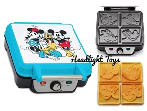 Disney Mickey & Friends 4 Slice Nonstick Waffle Maker Minnie Mouse Pluto Donald - Picture 1 of 13