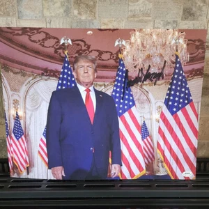 Donald Trump Autographed POTUS Signed 11x14 Color Photo #D COA-Halo - Picture 1 of 4