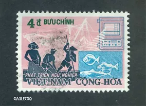 SUD VIETNAM POSTA - PESCATORI IN BARCA 1972 FRANCOBOLLO 4 DONG PHAT-TRIEN NGUNGHIEP - Foto 1 di 2