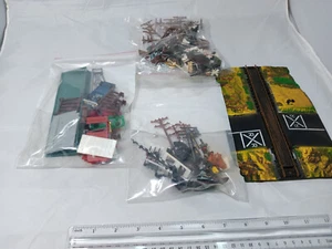 Konvolut HO Spur Teile und Stücke Signale Kreuzungsgebäude - Bild 1 von 10