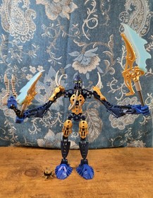 LEGO Bionicle Glatorian "TARIX" Complete Figure, 2008 Set #8981, Preowned