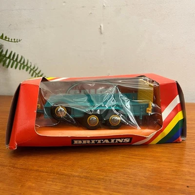 Britains 9533 8 Wheeled Trailer Diecast Low Loader 1980 boxed - Image 1 of 4