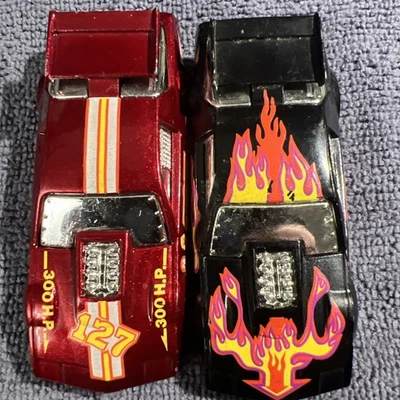 ИЗЯЩНЫЙ! 1985 Hot Wheels Flip-Outs 127 Flipper Snapper Firebird Черный и Бордовый  - Изображение 1 из 4