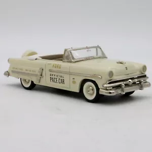 Buby Collector's Classics 1/43 Scale 1953 Ford Sunliner Indianapolis Pace Car - Picture 1 of 23