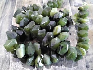 Natural Canadian Jade Faceted Nuggets, 9.5-11x 6-7mm, Approx 30 pcs - Foto 1 di 3