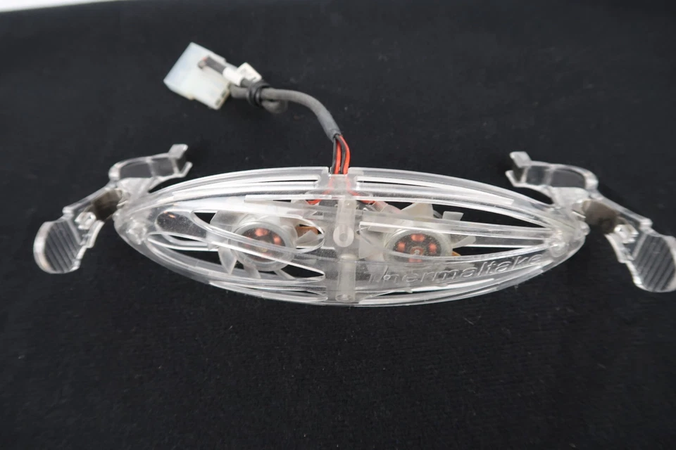 Thermaltake CYCLO CL-R0023 4 slot cooling Blue Led Fans - Image 1 of 4