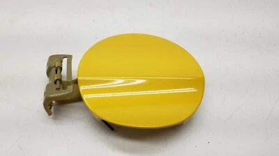 15-20 Honda Fit Fuel Tank Cap Cover Yellow 45K OEM Used - Imagem 1 de 4