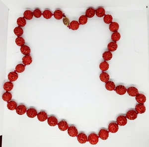 Vintage Chinese Export 1970's Red Cinnabar Necklace Gold Gilt Filigree Clasp - Picture 1 of 7