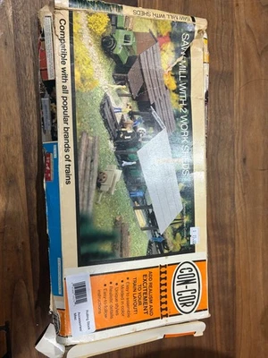 [T-HO] HO CON-COR 1705 SAW MILL WITH 2 WORK SHEDS NOS - Image 1 of 4